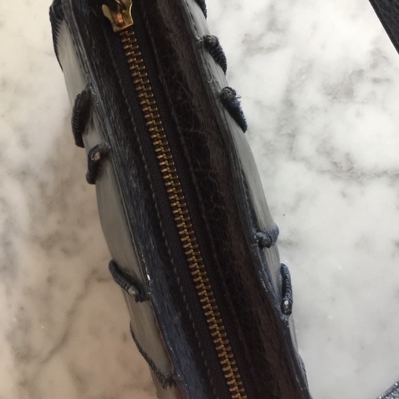 Distressed Genuine Leather Elliot Lucca Blue Bag - Picture 7 of 8